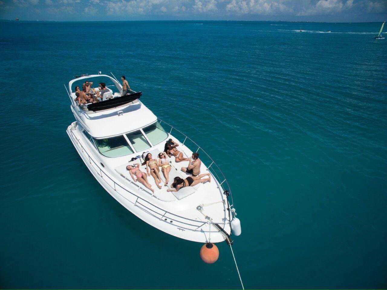 Hasta La Vista - Photo 3